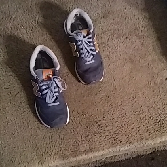 Sneakers - Picture 3 of 3